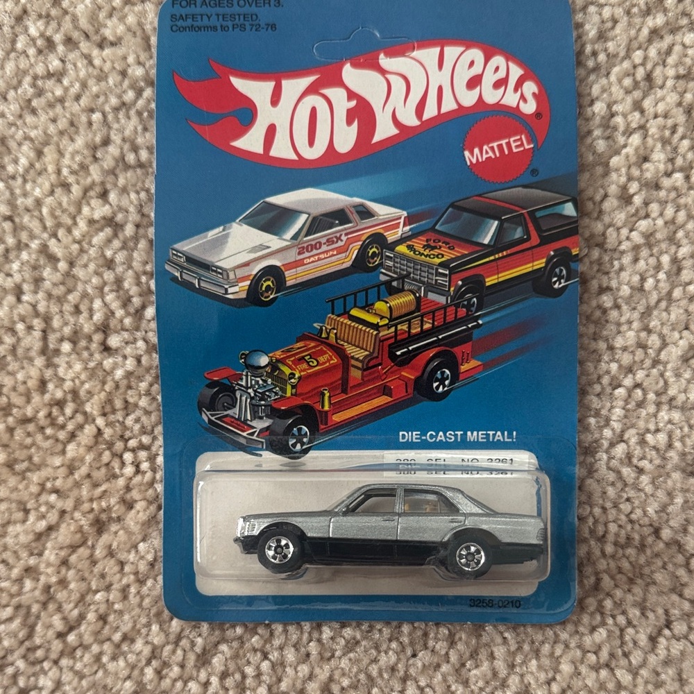 Hot Wheels 380 SEL #3261 – 1981 – New in Package